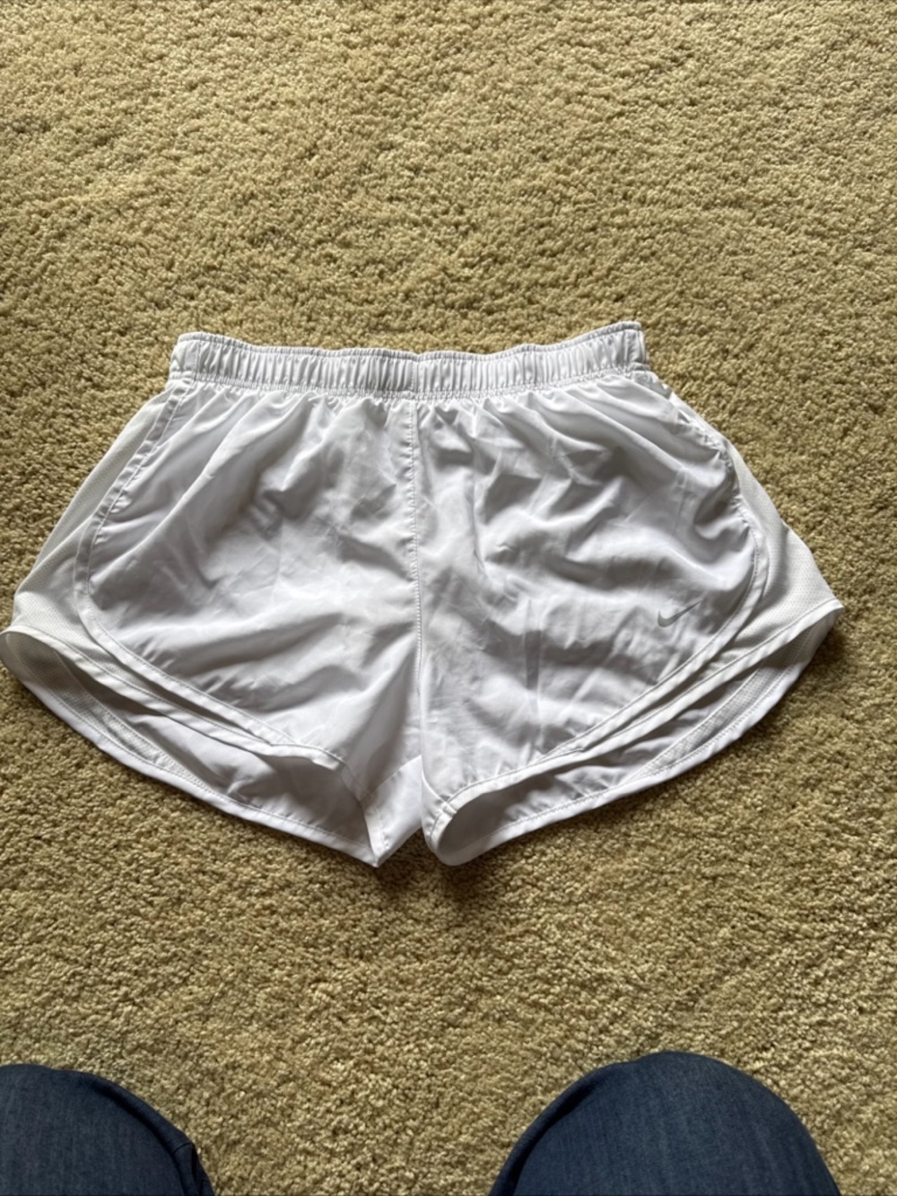 Nike Dri-Fit Women's White Athletic Running Shorts Large Gym Athletic Relaxed